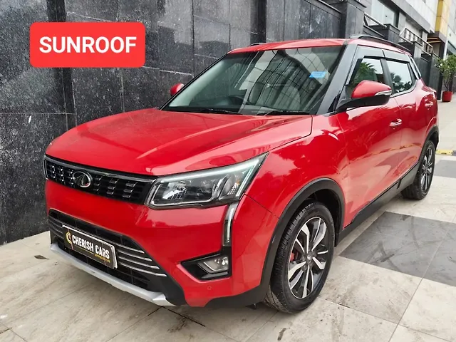 Used 2020 Mahindra XUV300 in Delhi