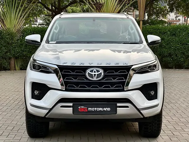 Used 2025 Toyota Fortuner in Surat