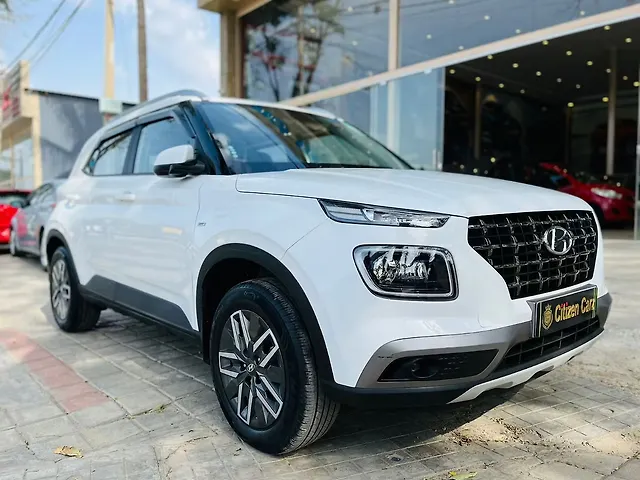 Used 2022 Hyundai Venue in Bangalore