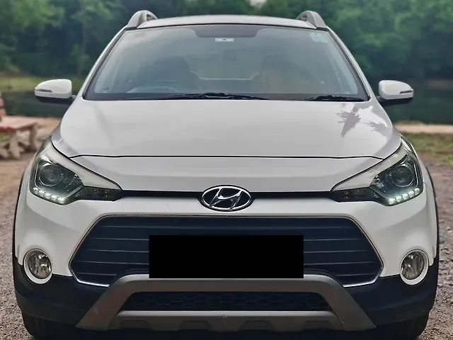 Used 2016 Hyundai i20 Active in Raipur