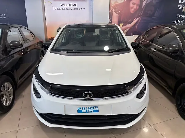 Used 2025 Tata Altroz in Lucknow