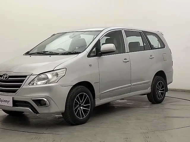 Used 2014 Toyota Innova in Hyderabad