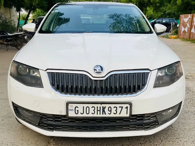 Used 2015 Skoda Octavia in Ahmedabad