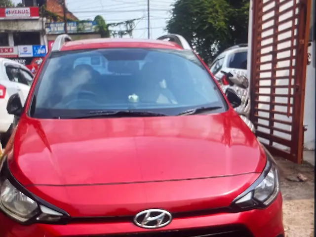 Used 2015 Hyundai i20 Active in Lucknow