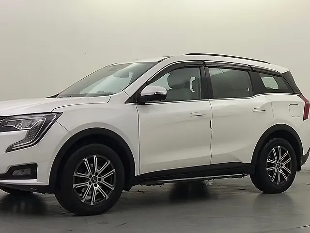 Used 2021 Mahindra XUV700 in Delhi
