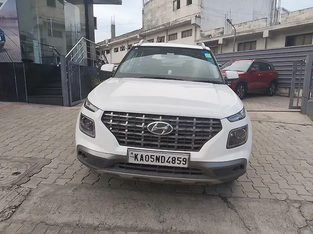 Used 2022 Hyundai Venue in Bangalore