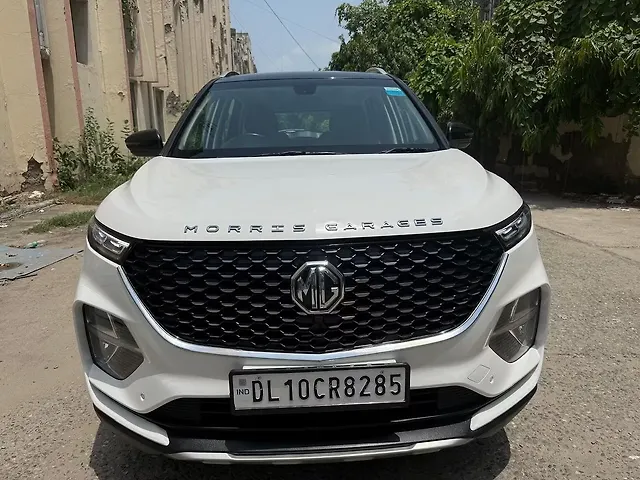 Used 2022 MG Hector Plus in Delhi