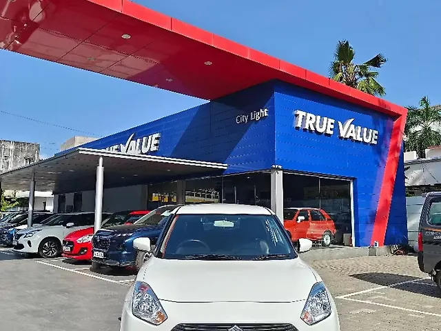 Used 2020 Maruti Suzuki Swift in Surat