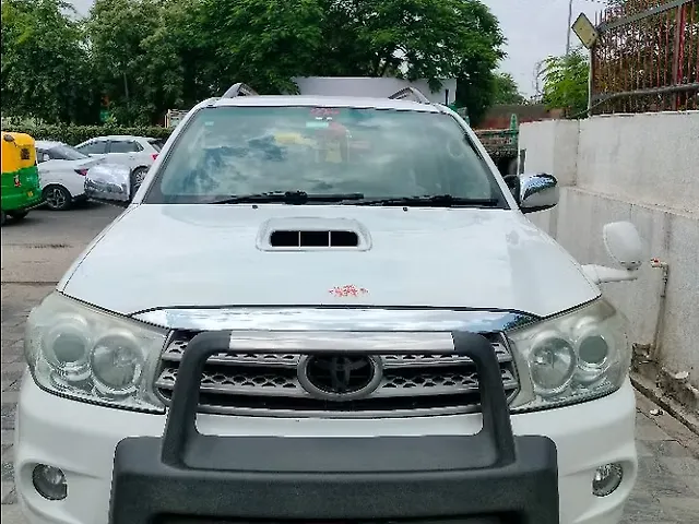 Used 2011 Toyota Fortuner in Jaipur