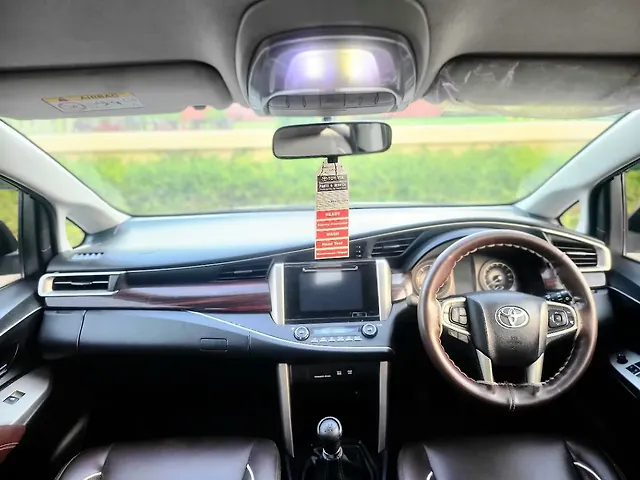 Used 2017 Toyota Innova Crysta in Surat