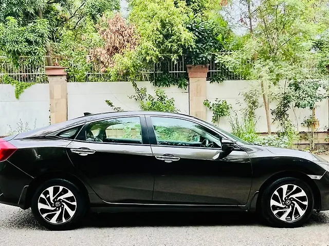 Used 2019 Honda Civic in Delhi