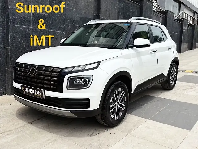 Used 2022 Hyundai Venue in Delhi