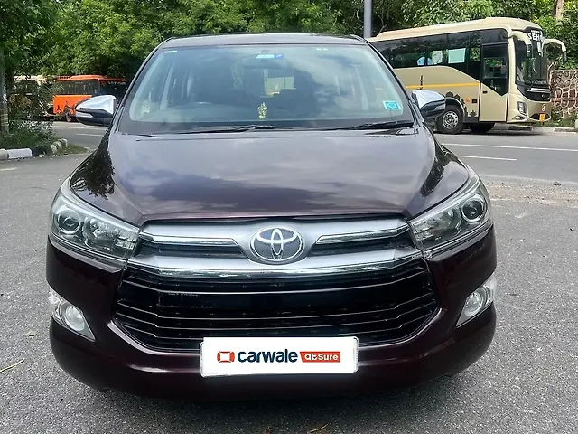 Used 2016 Toyota Innova Crysta in Delhi