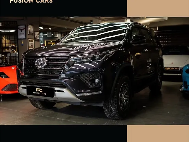 Used 2025 Toyota Fortuner in Delhi