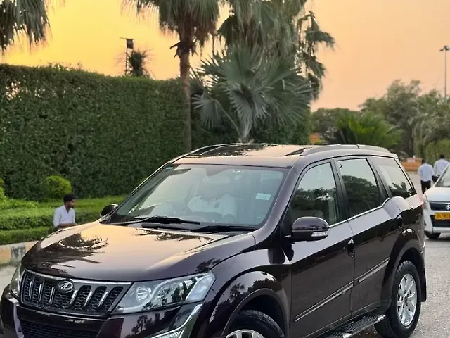 Used 2015 Mahindra XUV500 in Delhi