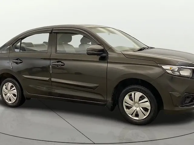 Used 2021 Honda Amaze in Delhi