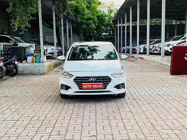 Used 2019 Hyundai Verna in Lucknow