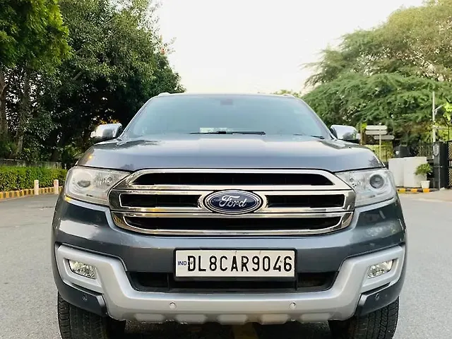 Used 2017 Ford Endeavour in Delhi