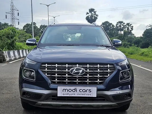 Used 2021 Hyundai Venue in Mumbai