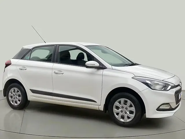 Used 2016 Hyundai Elite i20 in Mumbai