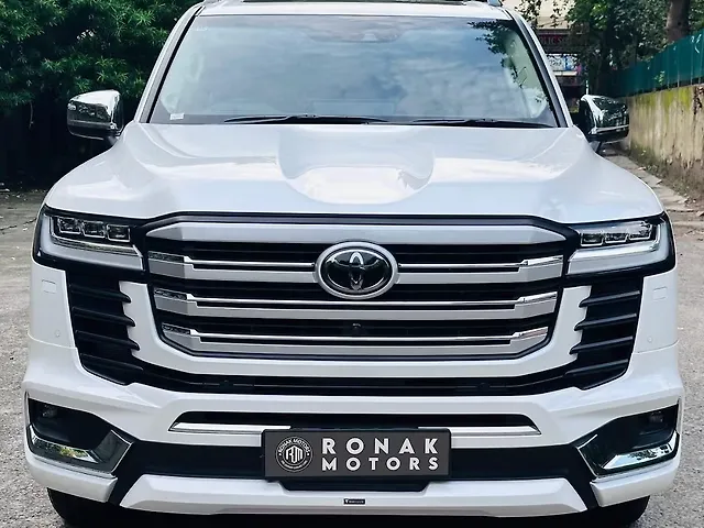 Used 2024 Toyota Land Cruiser in Delhi
