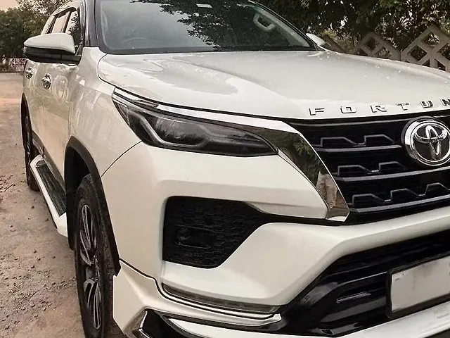 Used Toyota Fortuner 4X4 AT 2.8 Diesel in Meerut