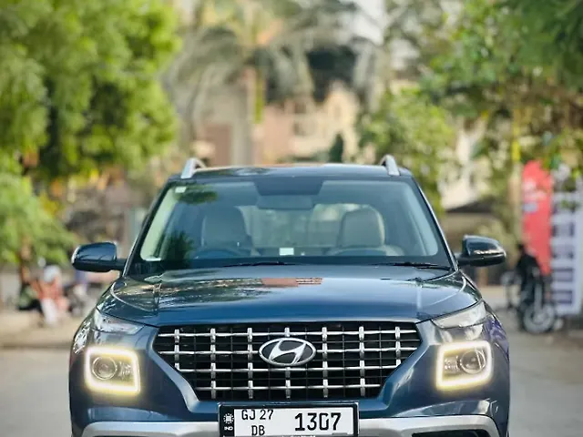 Used 2019 Hyundai Venue in Surat