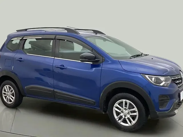 Used 2023 Renault Triber in Pune