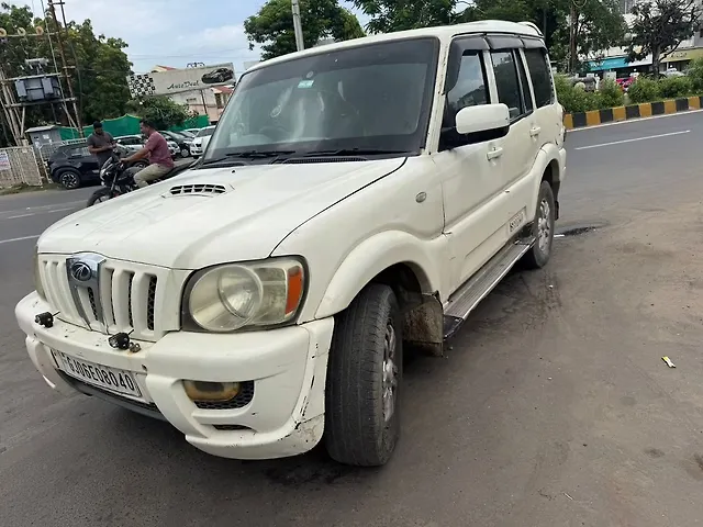 Used Mahindra Scorpio [2009-2014] VLX 2WD BS-IV in Vadodara