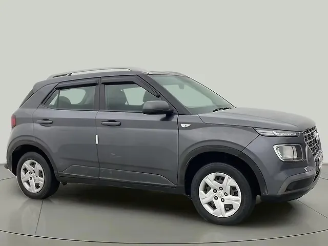 Used 2021 Hyundai Venue in Chennai