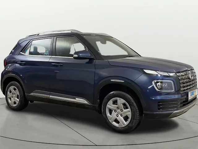 Used 2022 Hyundai Venue in Delhi