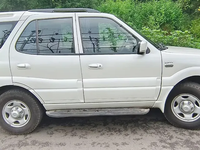 Second Hand 2014 Tata Safari 4x2 EX DiCOR VTT for sale at Rs
