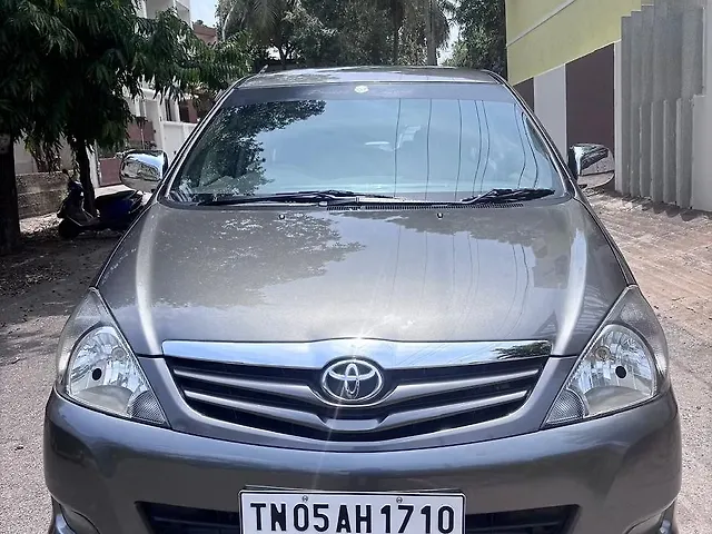 Used 2011 Toyota Innova in Chennai Used 2011 Toyota Innova in Chennai