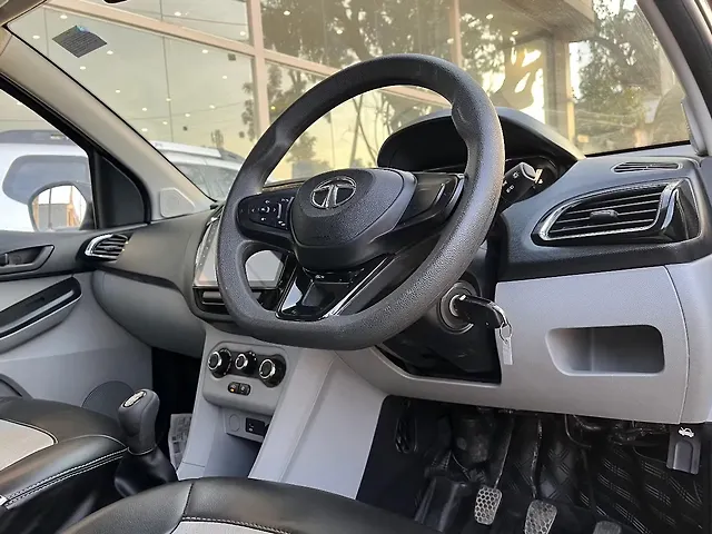 Used Tata Tiago XT [2020-2023] in Bangalore
