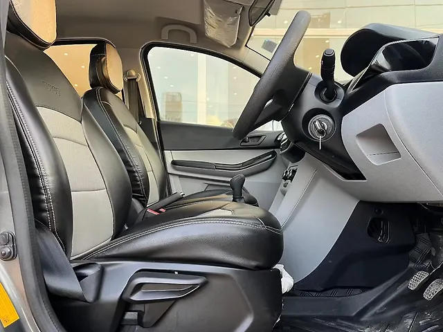 Used Tata Tiago XT [2020-2023] in Bangalore