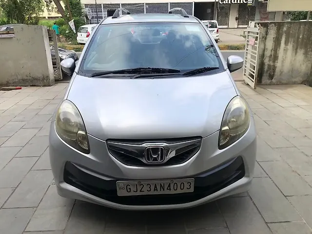 Used 2013 Honda Brio in Vadodara