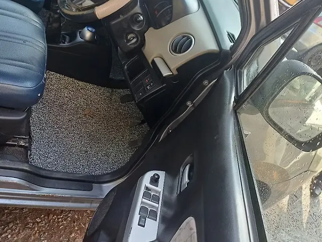 Used Maruti Suzuki Wagon R 1.0 [2010-2013] VXi in Lucknow