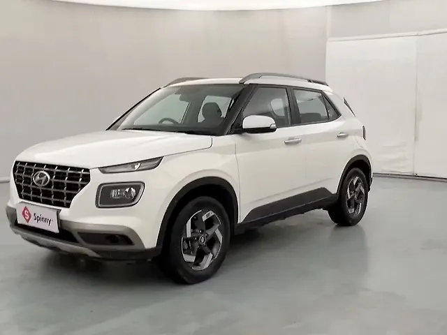 Used 2022 Hyundai Venue in Lucknow