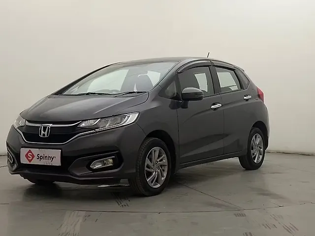 Second Hand 2022 Honda Jazz ZX CVT for sale at Rs. 9,36,000
