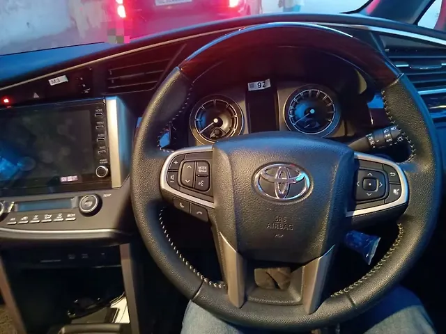 Used Toyota Innova Crysta VX 8 STR in Raipur Used Toyota Innova Crysta VX 8 STR in Raipur