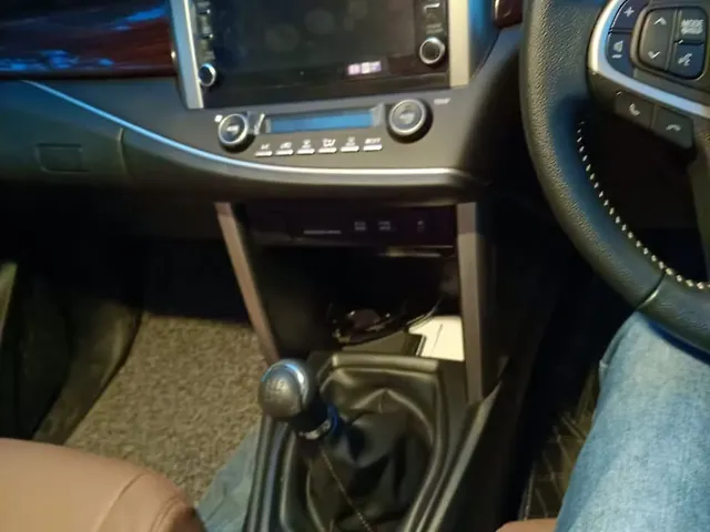 Used Toyota Innova Crysta VX 8 STR in Raipur Used Toyota Innova Crysta VX 8 STR in Raipur