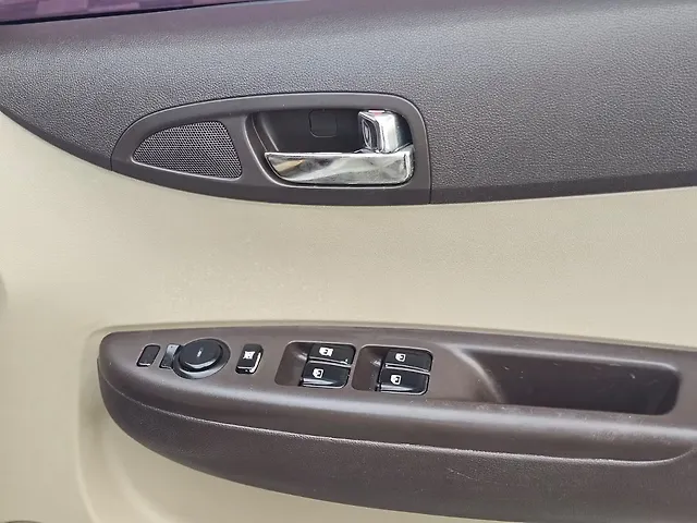 Used Hyundai i20 [2010-2012] Sportz 1.2 BS-IV in Nashik