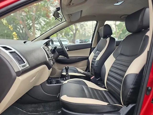 Used Hyundai i20 [2012-2014] Sportz 1.2 in Nashik