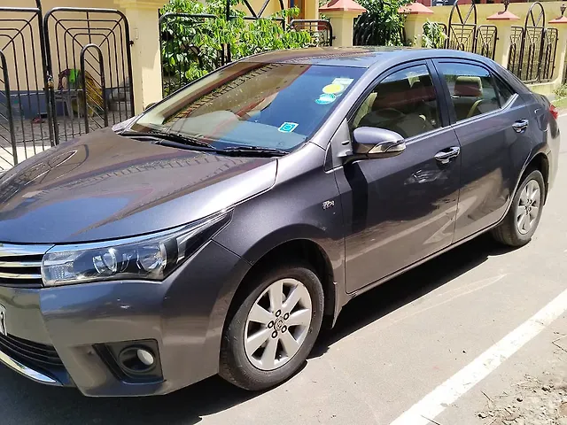 Used 2015 Toyota Corolla Altis in Kolkata