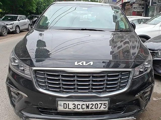 Used 2022 Kia Carnival in Delhi