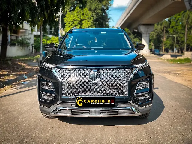 Used 2024 MG Hector Plus in Kolkata