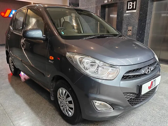 Used 2016 Hyundai i10 in Ahmedabad