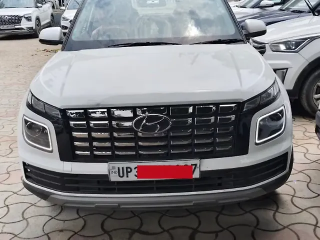 Used 2022 Hyundai Venue in Lucknow