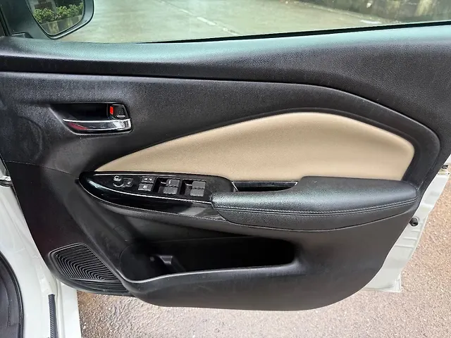 Used Toyota Glanza V Petrol Manual in Mumbai