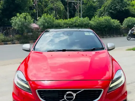 Used 2017 Volvo V40 in Kanpur